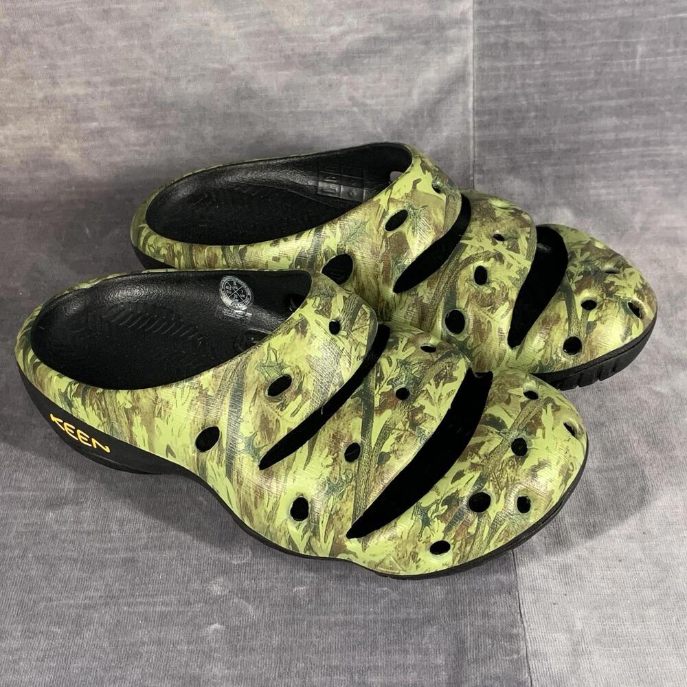 Keen Mens Clogs Size 8 Green Camo Slip-On Sandals Lightweight Water Shoes
